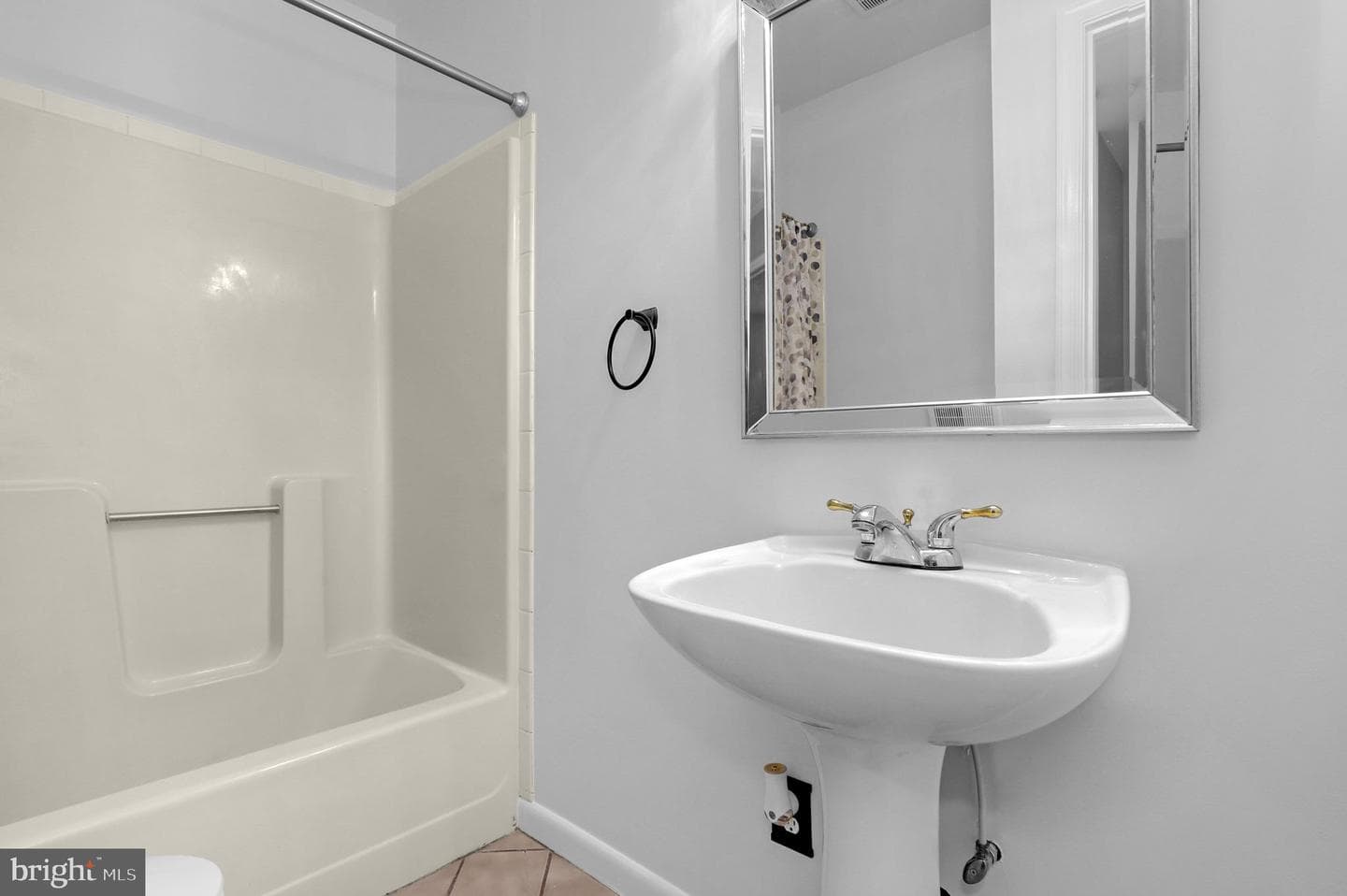 5407 Village Court photo 19