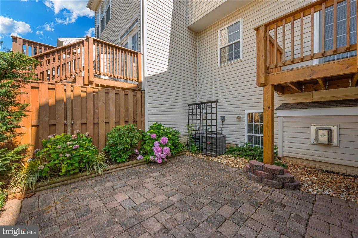 1806 Wheyfield Drive photo 52