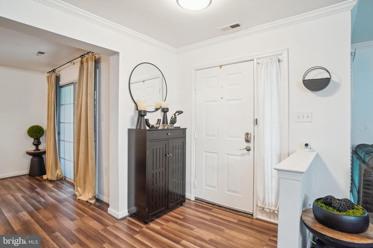 2641 S Everly Drive #8 4 photo 3