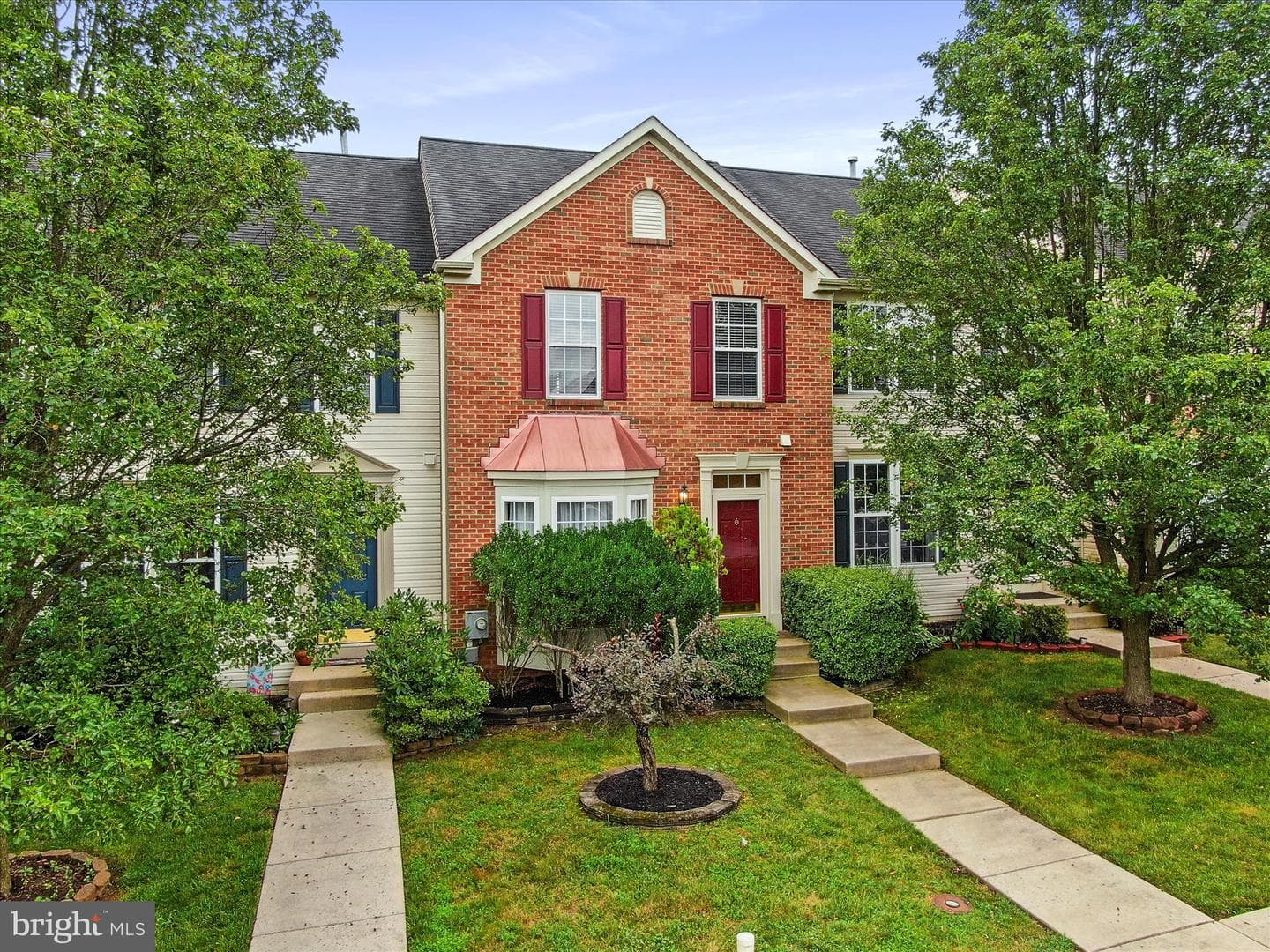 179 Fiona Way photo 40