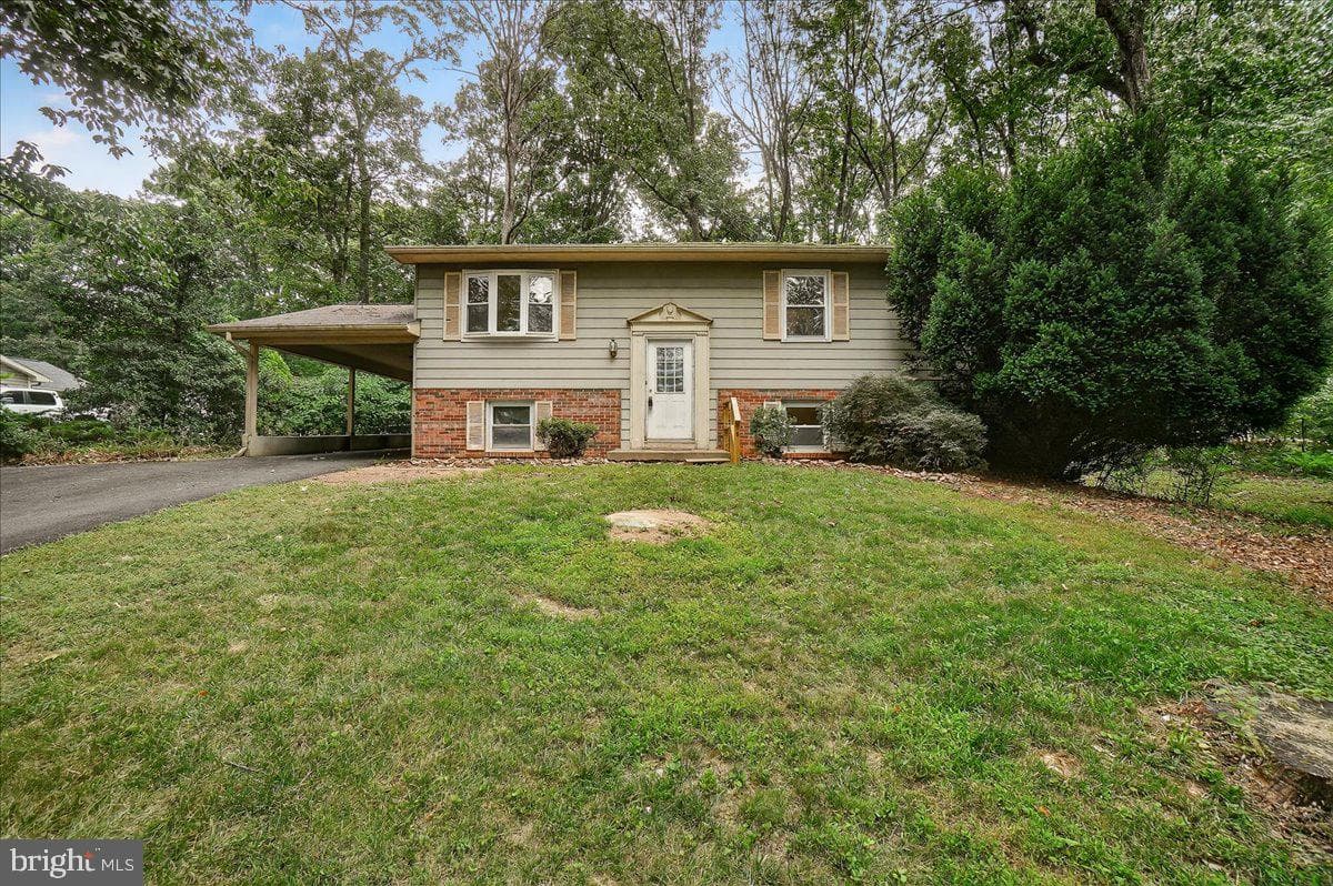5635 Catoctin Ridge Drive photo 2