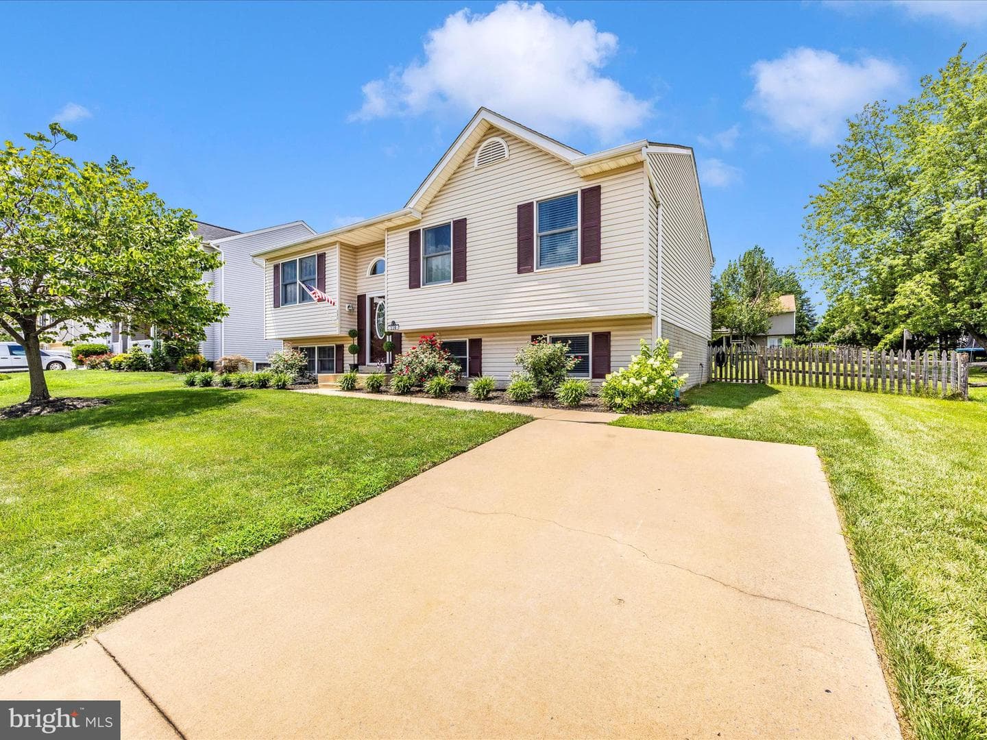 110 Victor Drive photo 53