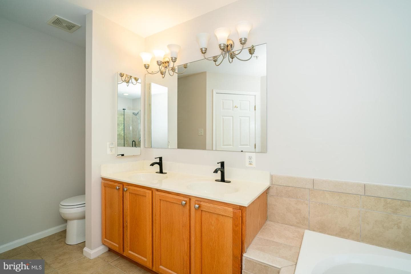6103 Newport Terrace photo 23