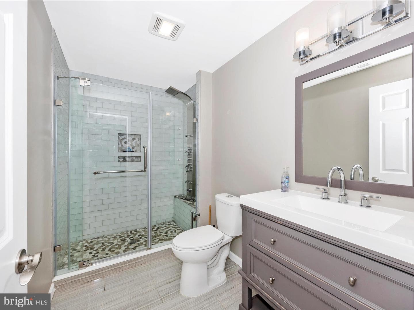 2478 5 Shillings Road photo 31