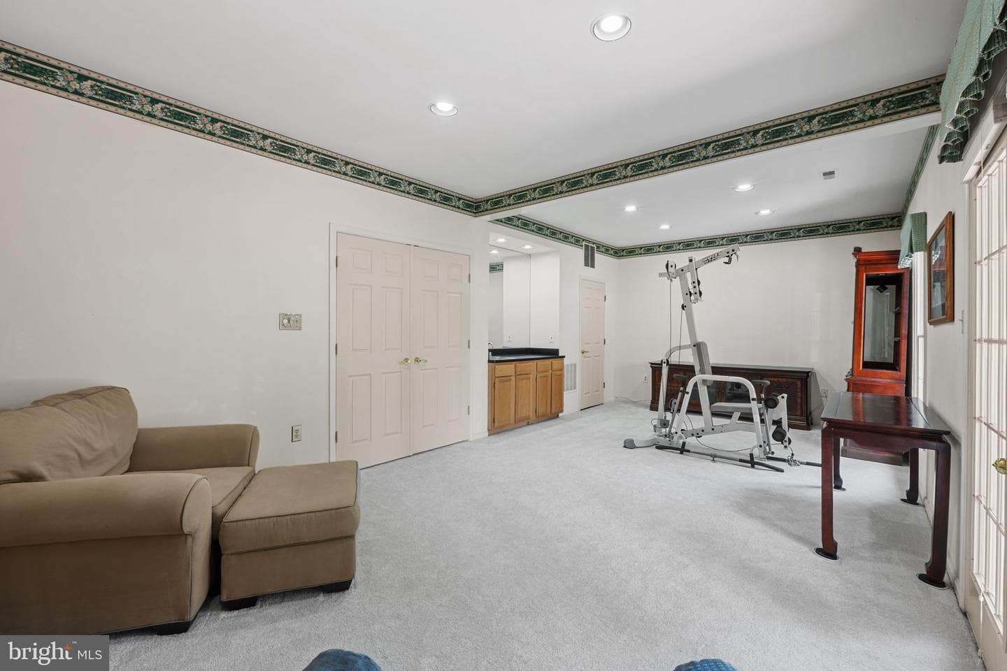 121 Long Acre Court photo 22