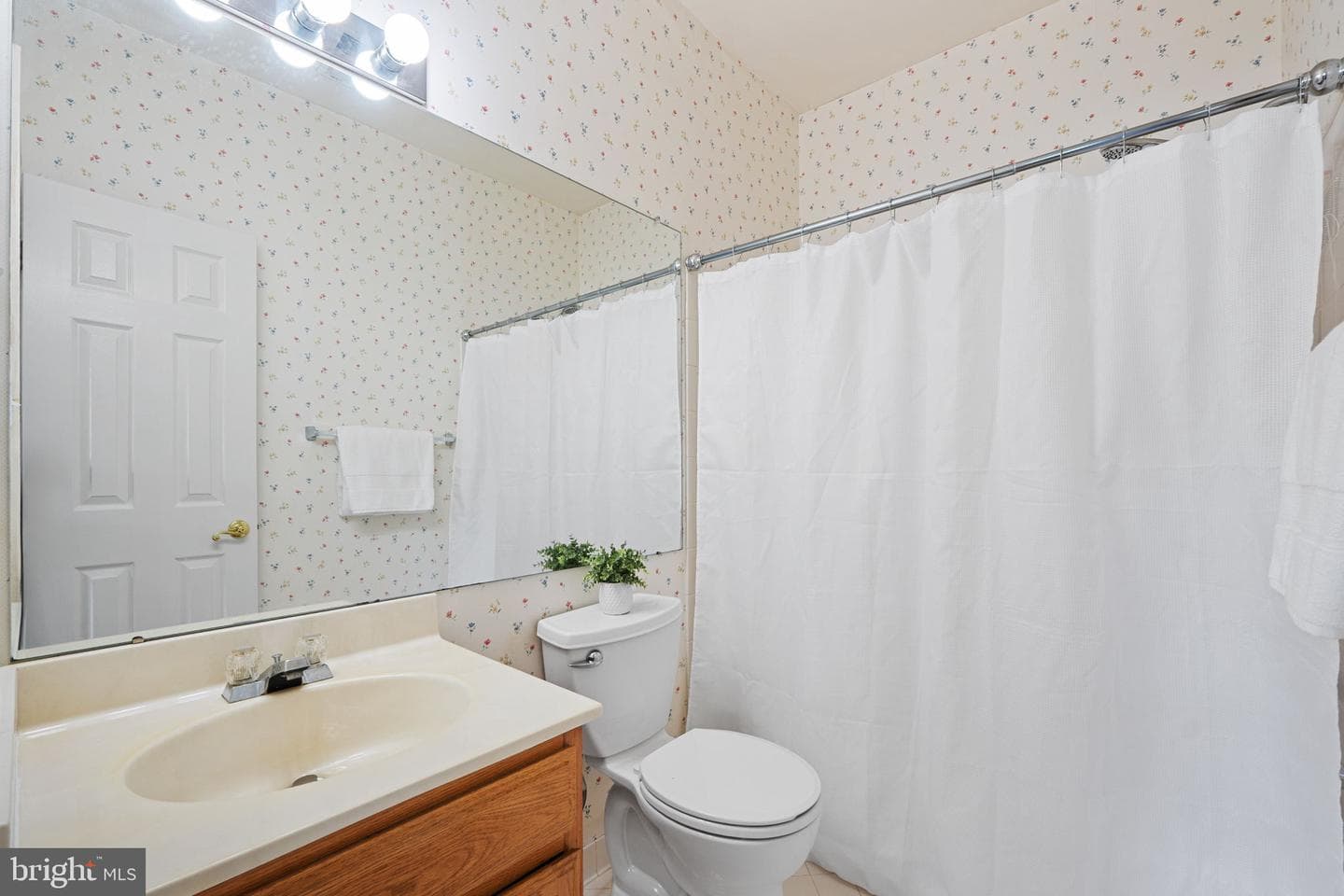 121 Long Acre Court photo 26