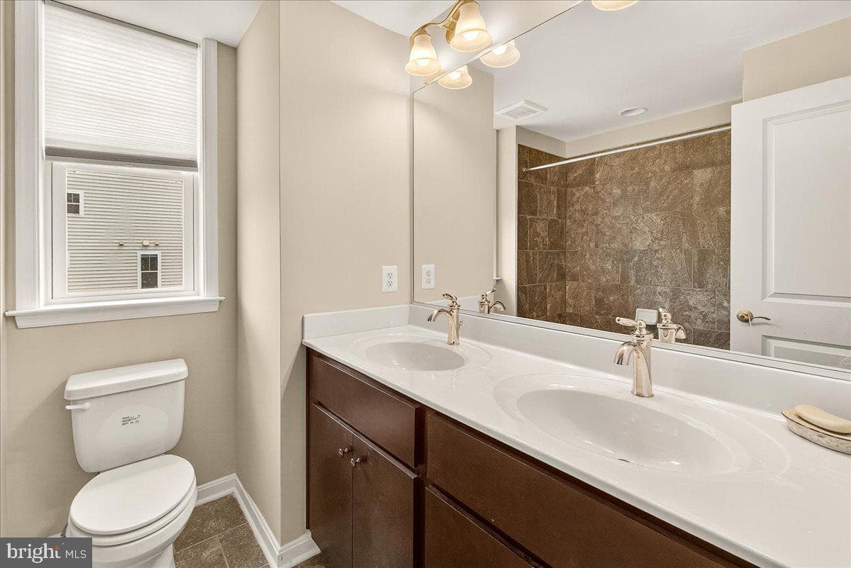519 Prieur Road photo 25