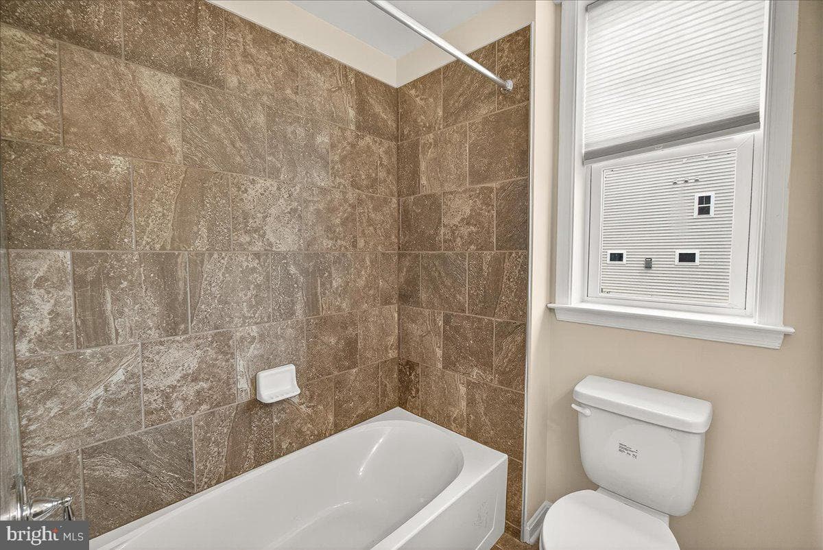 519 Prieur Road photo 26