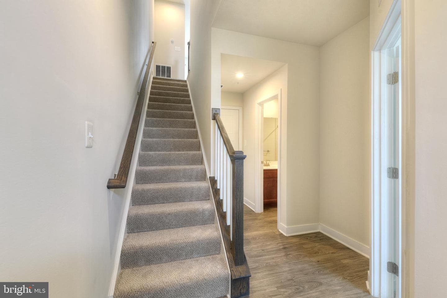 6616 Ballenger Run Boulevard photo 2