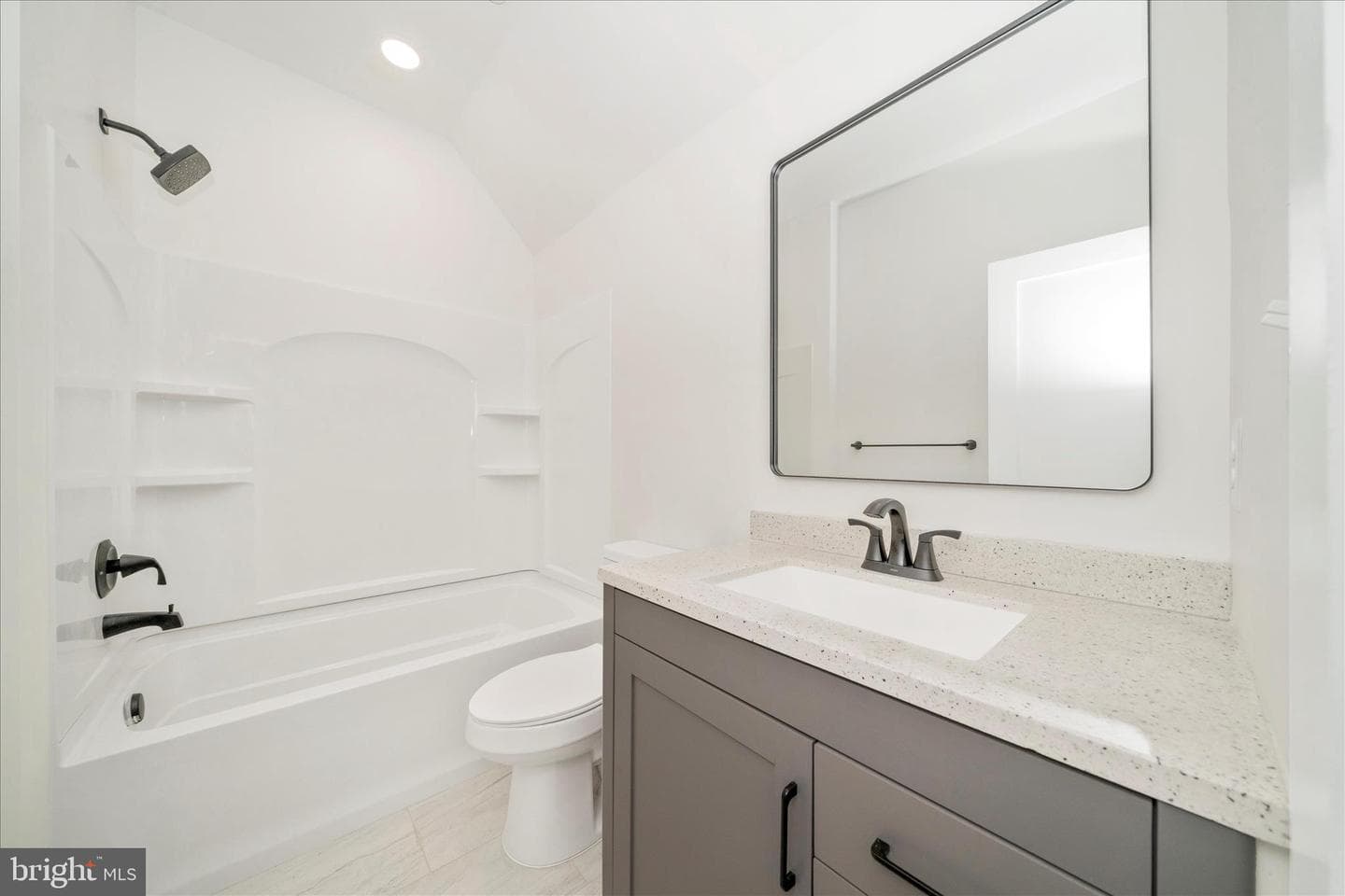 15030 New Windsor Road photo 15