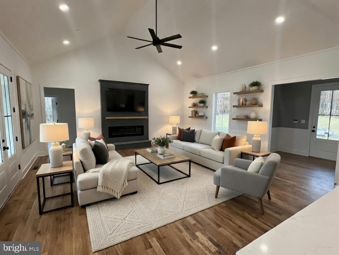 15030 New Windsor Road photo 3