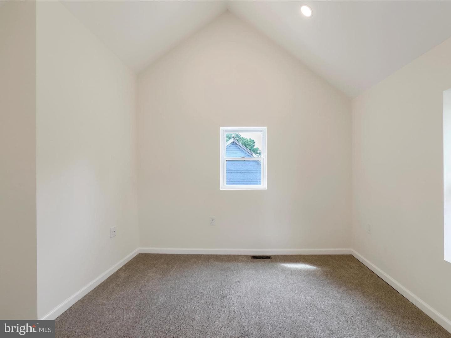 245 Knoxville Road photo 28