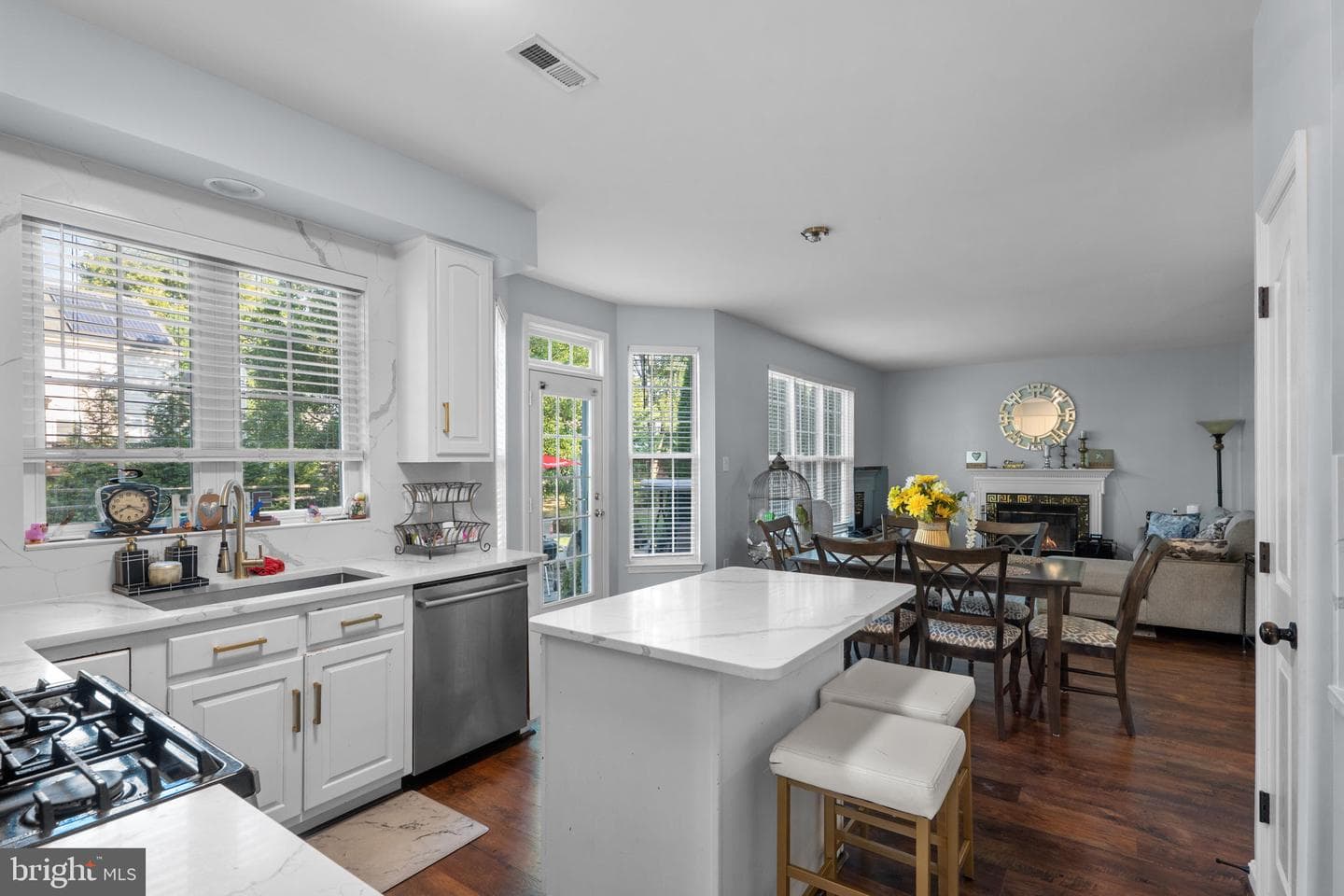 1714 Dearbought Drive photo 13