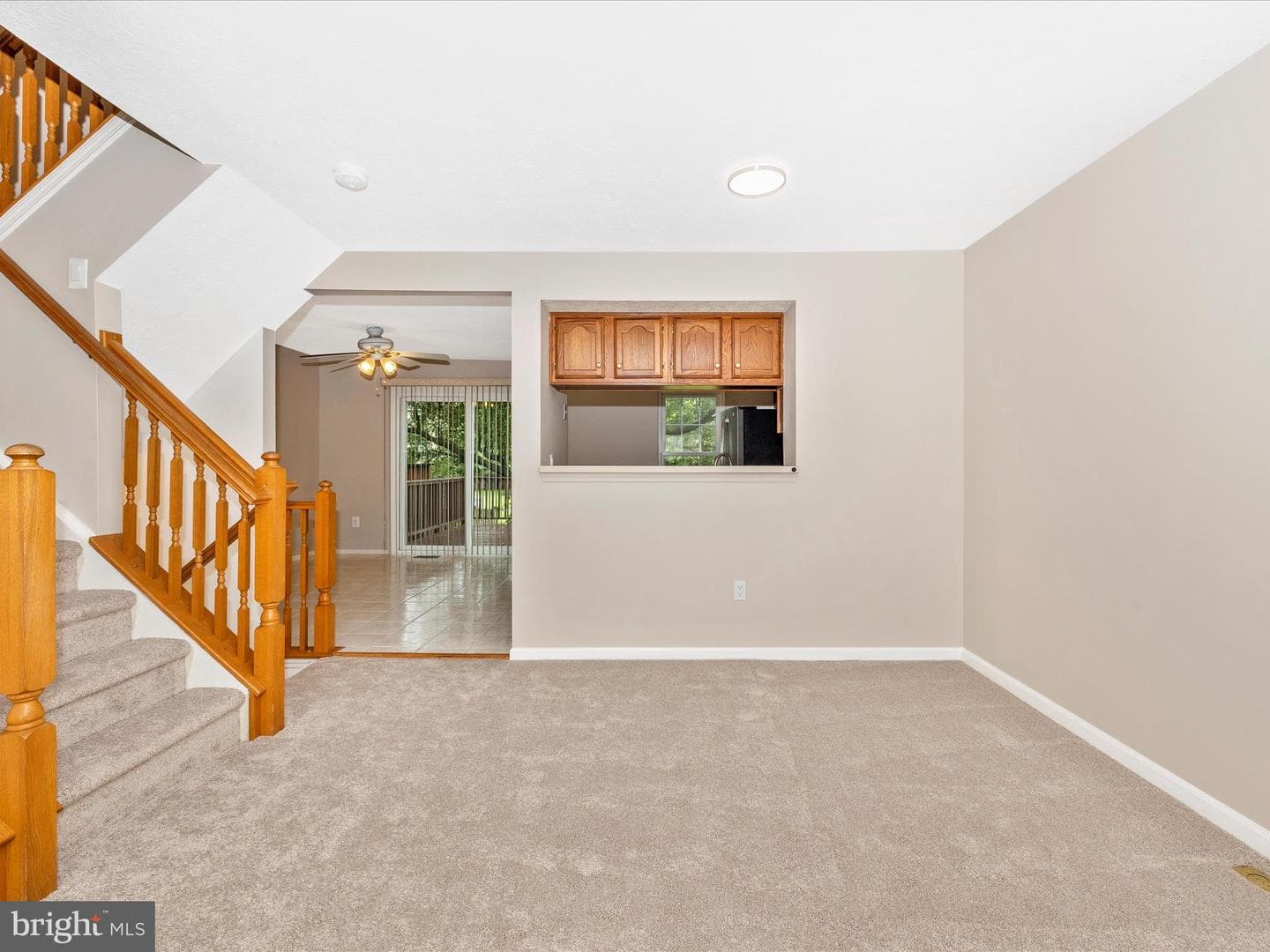 5220 Earles Court photo 3