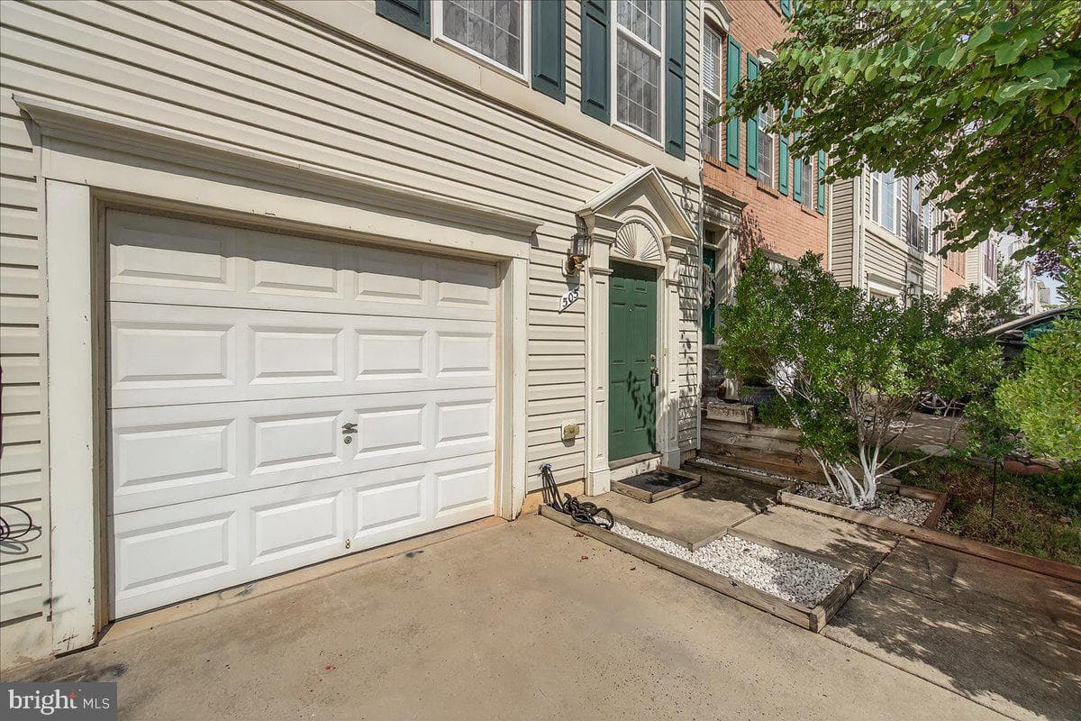 505 Sylvan Court photo 31