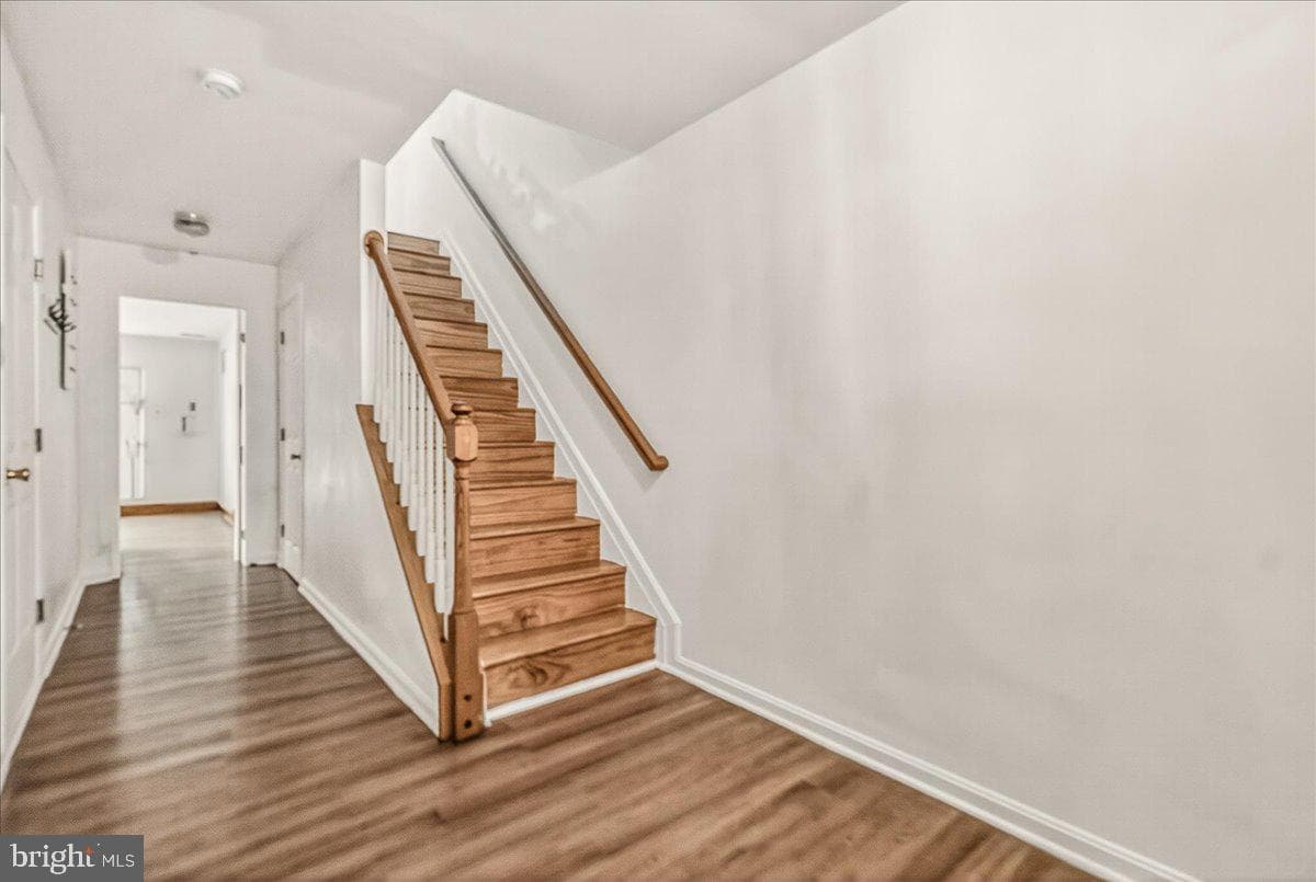 505 Sylvan Court photo 4