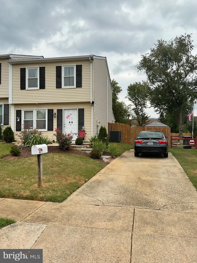 171 Stonegate Drive photo 2