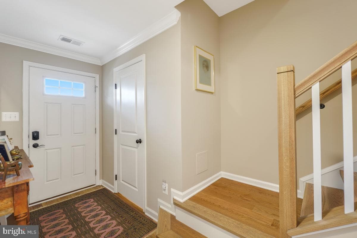 3613 Urbana Pike photo 2