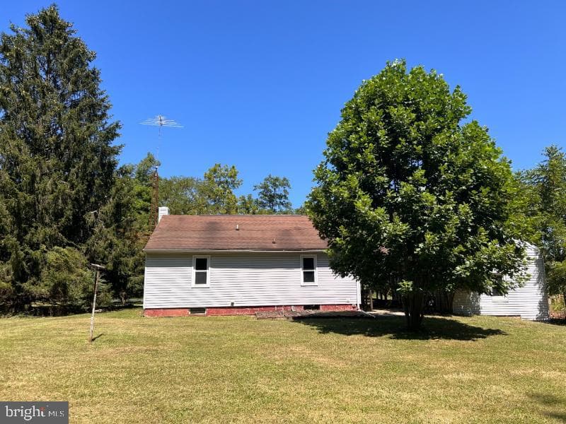 7731 Blue Mountain Road photo 3