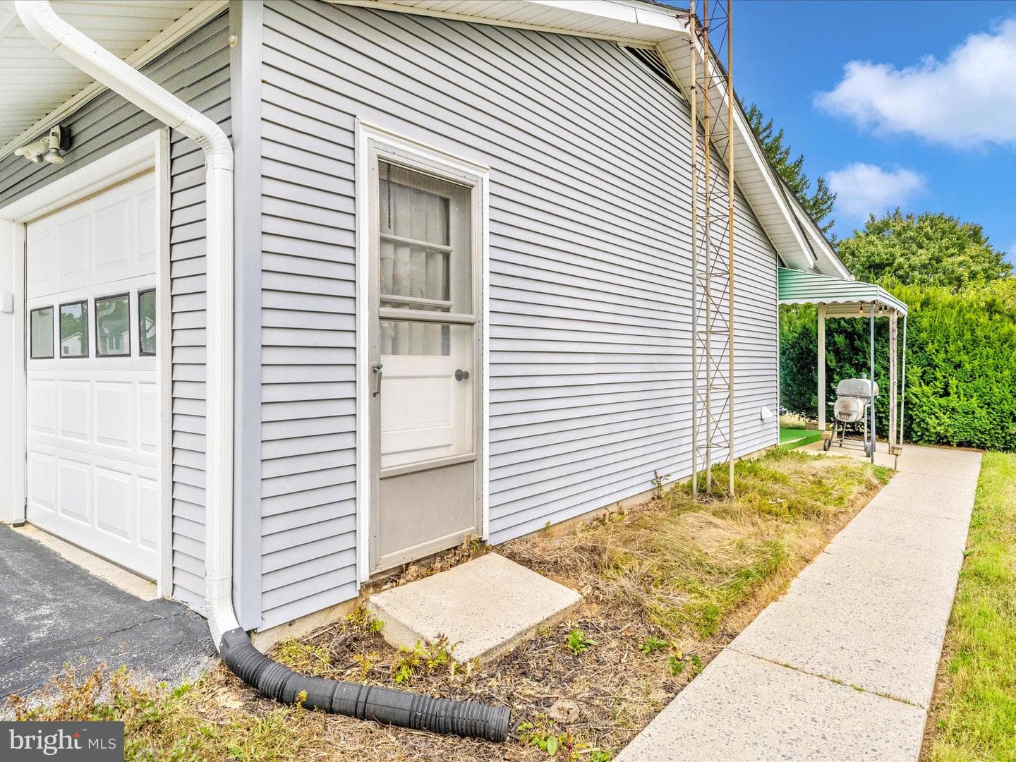 206 S 2nd Street photo 5