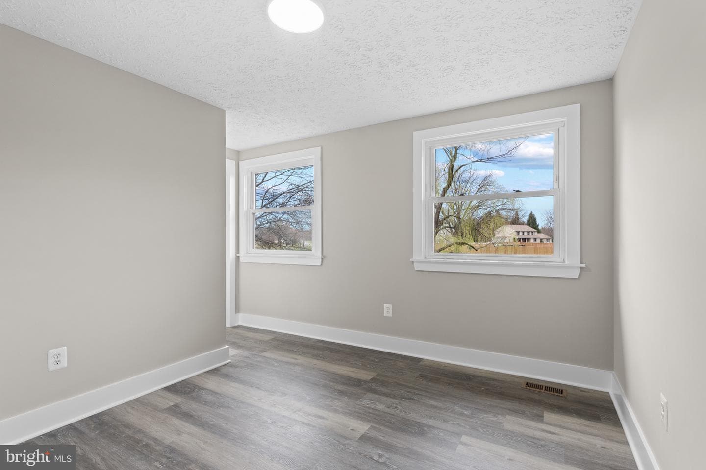 5831 Woodwinds Circle photo 22