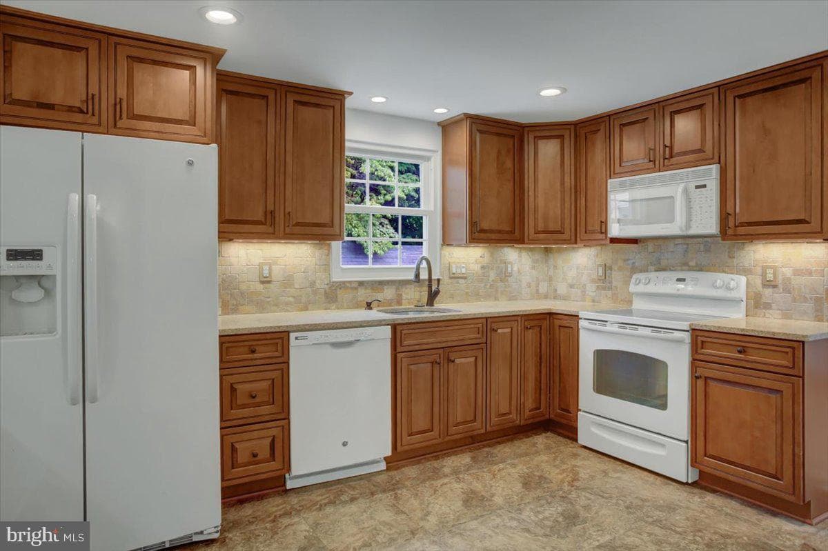 1796 Harvest Drive photo 11