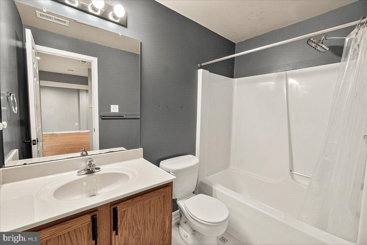 5798 Morland Drive N photo 45