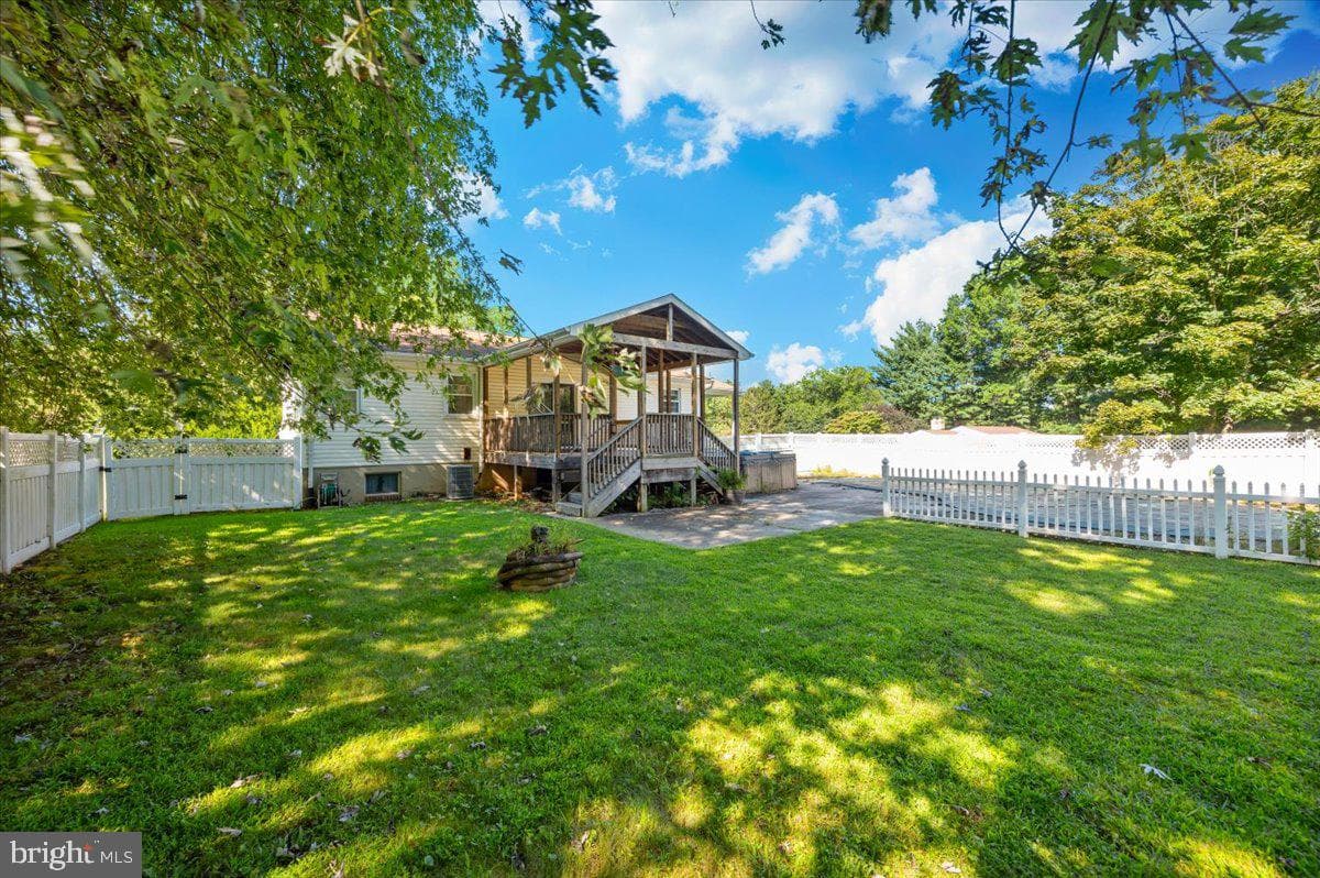 3917 Sugarloaf Drive photo 43
