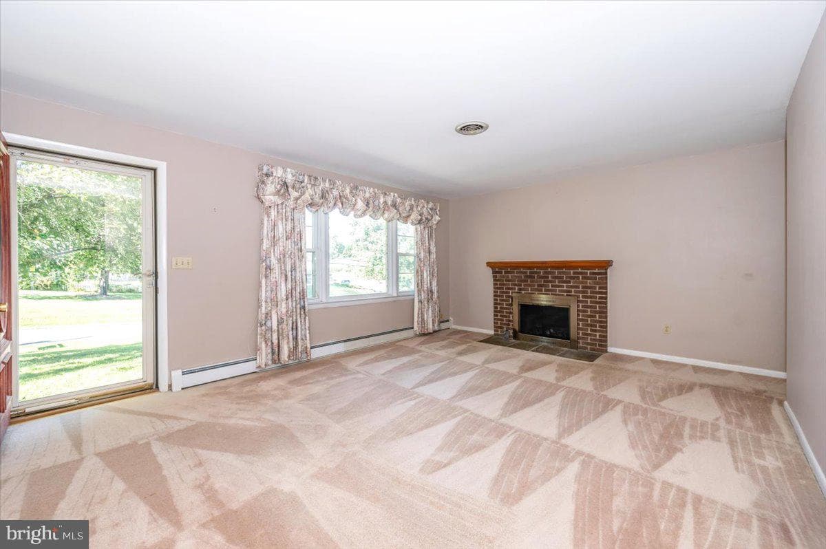 3917 Sugarloaf Drive photo 7