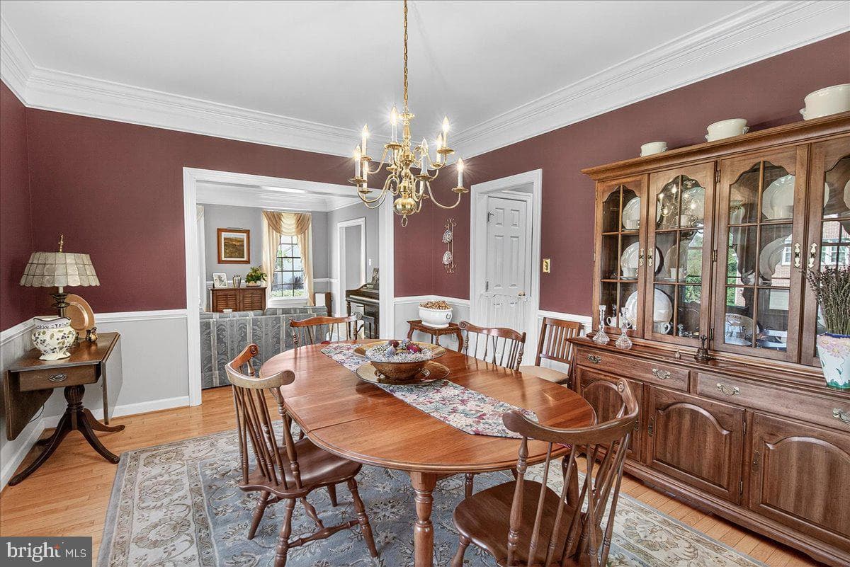 7010 Club House Circle photo 12