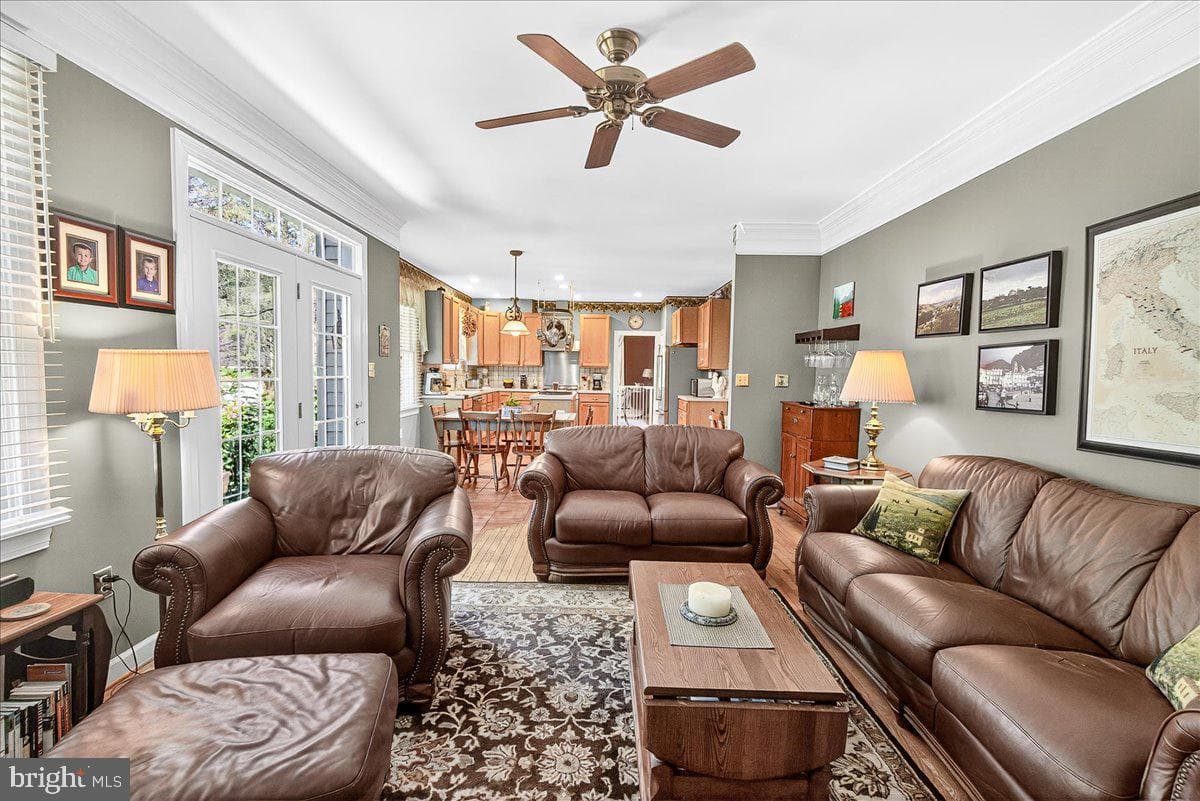 7010 Club House Circle photo 21