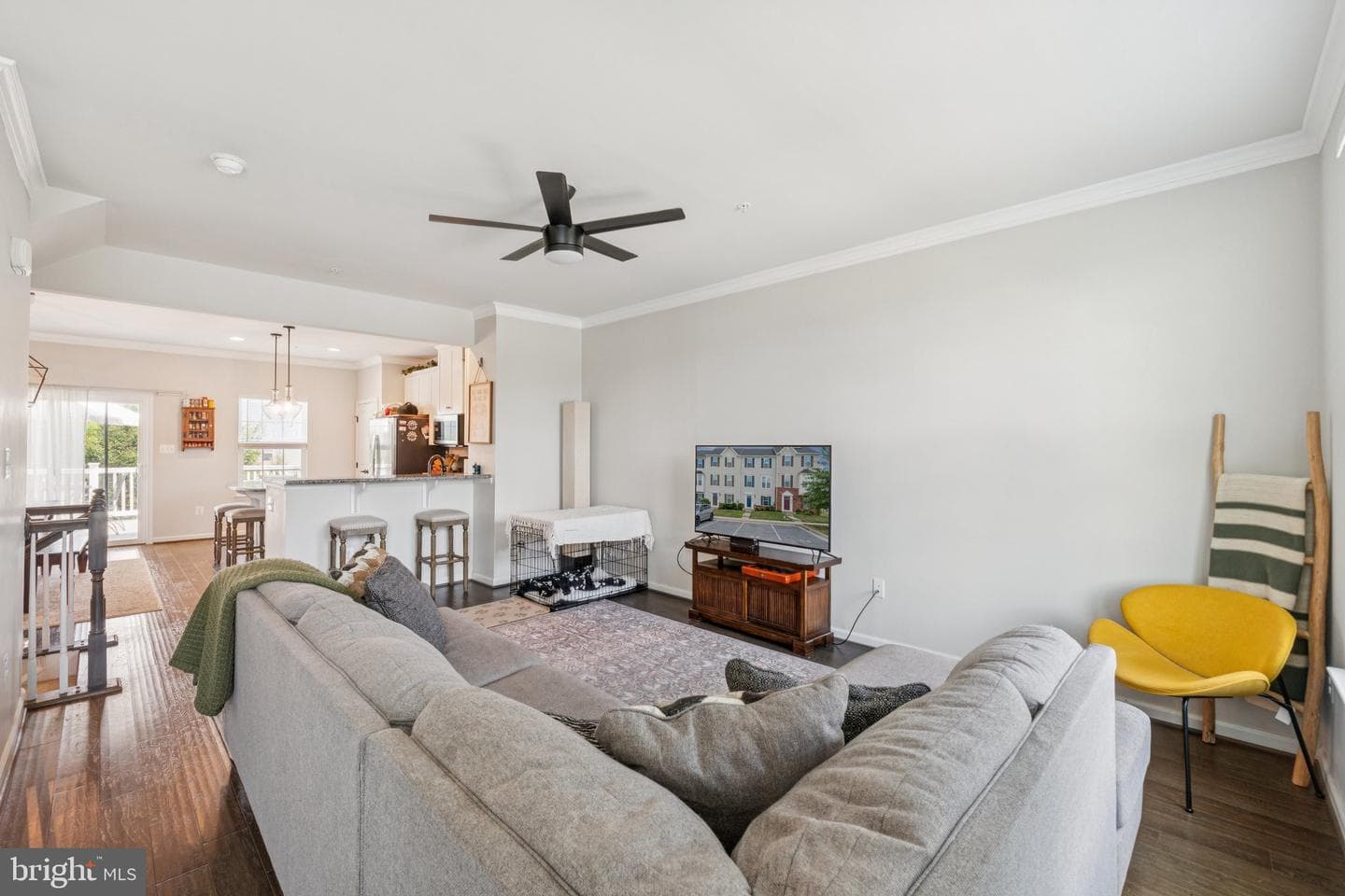 5766 Barts Way photo 7
