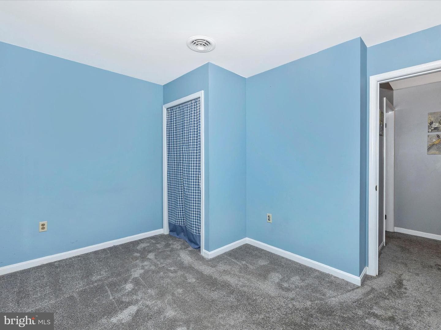 6848 Whistling Swan Way photo 26
