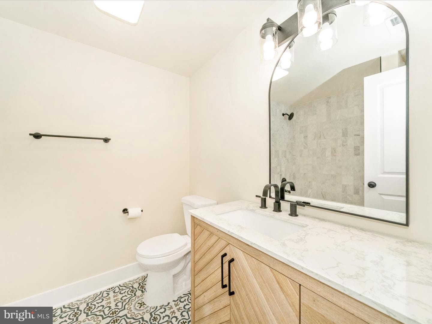 14901 New Windsor Road photo 22
