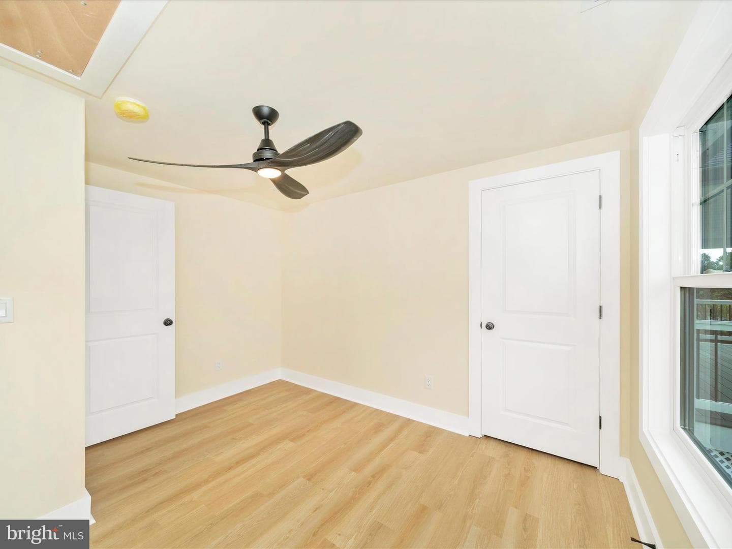 14901 New Windsor Road photo 28