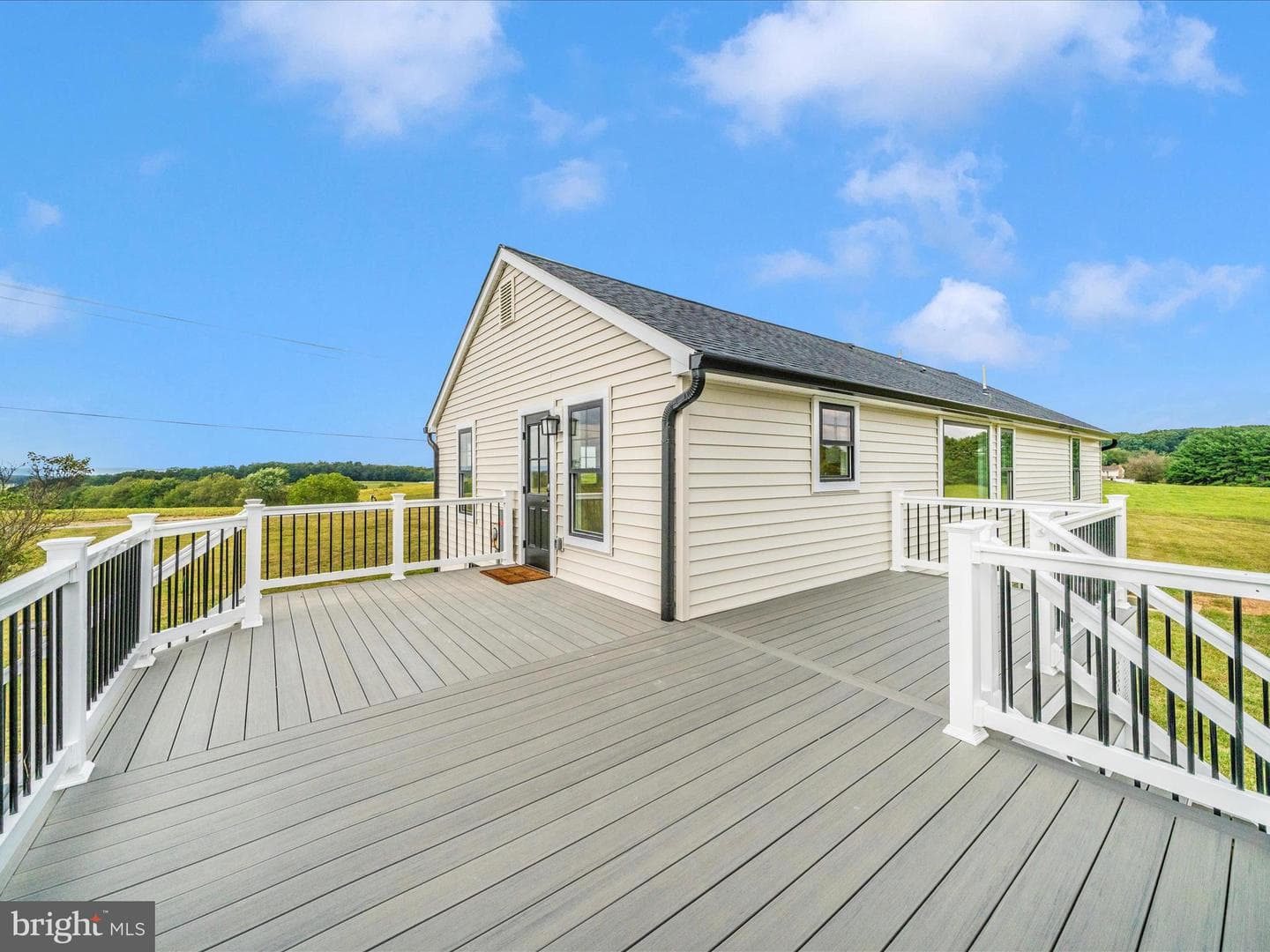 14901 New Windsor Road photo 43