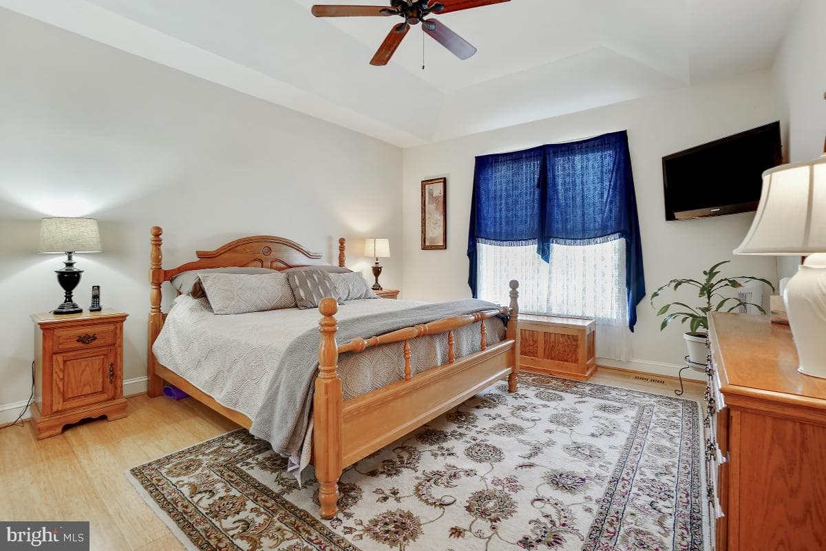 15535 Liberty Road photo 22