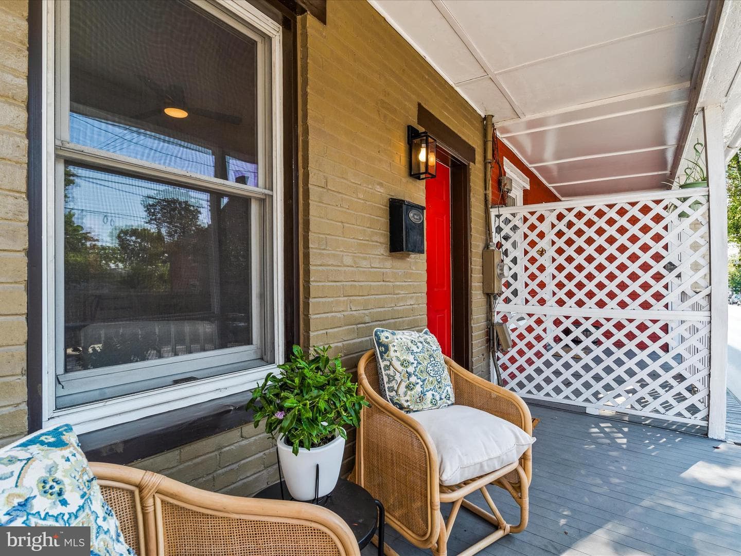 441 W South Street photo 2