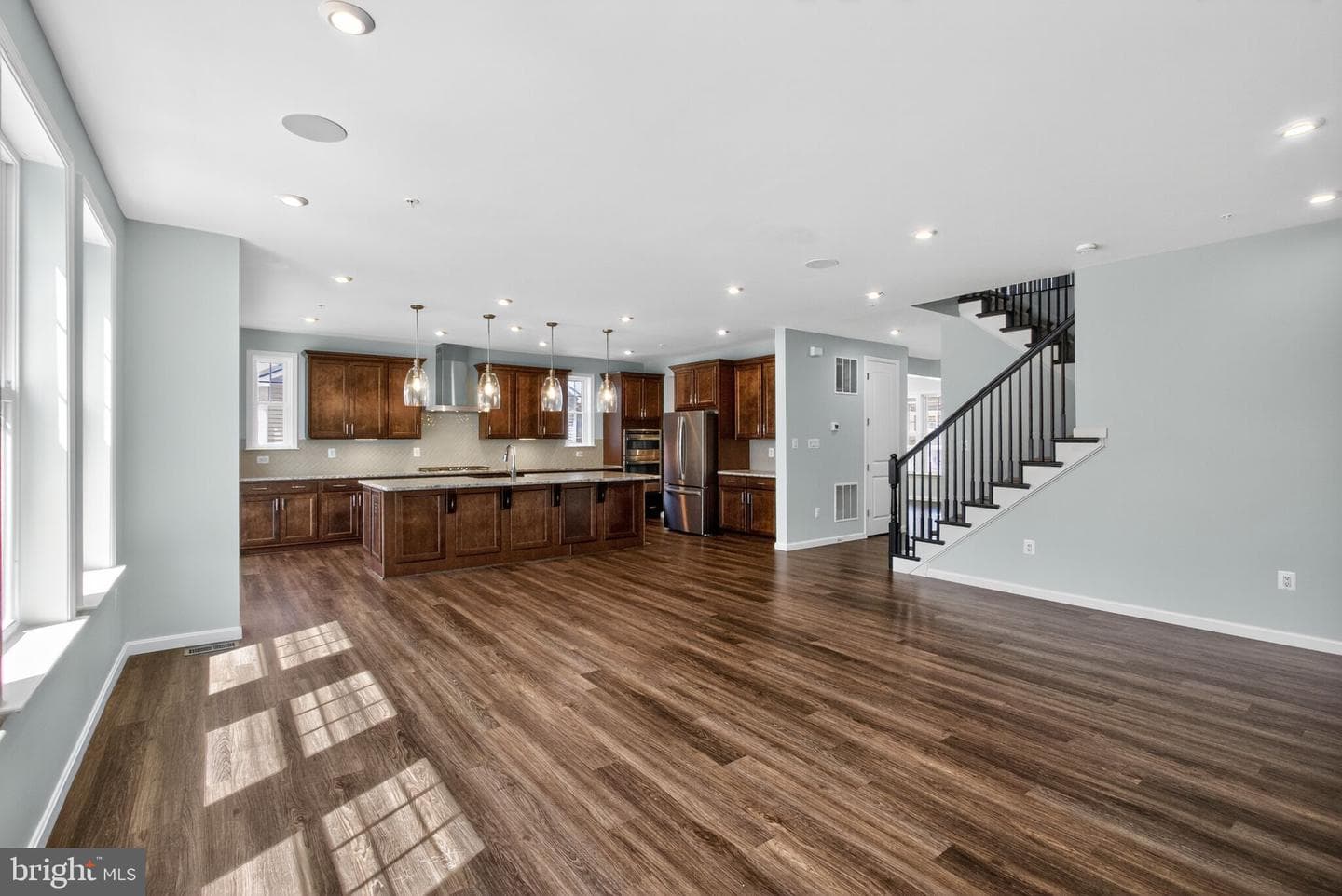 812 Kaplon Court photo 13