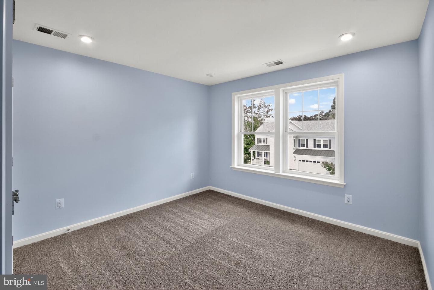 812 Kaplon Court photo 30