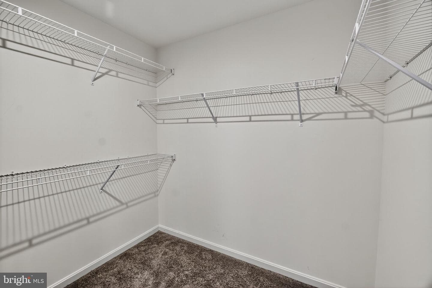 812 Kaplon Court photo 37
