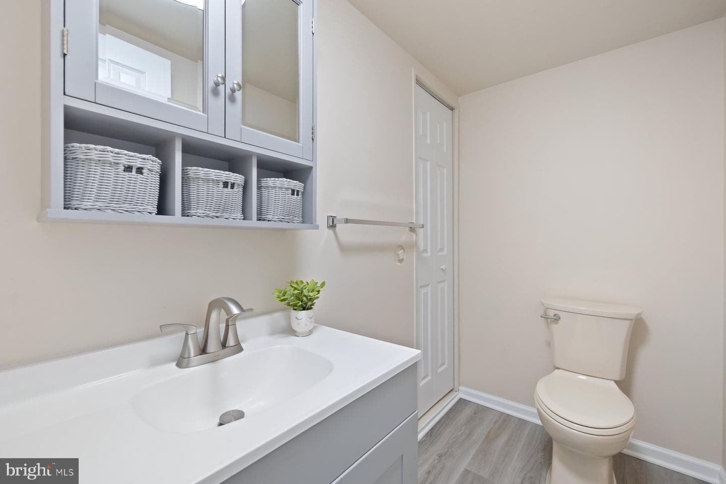 49 Wenner Drive photo 5