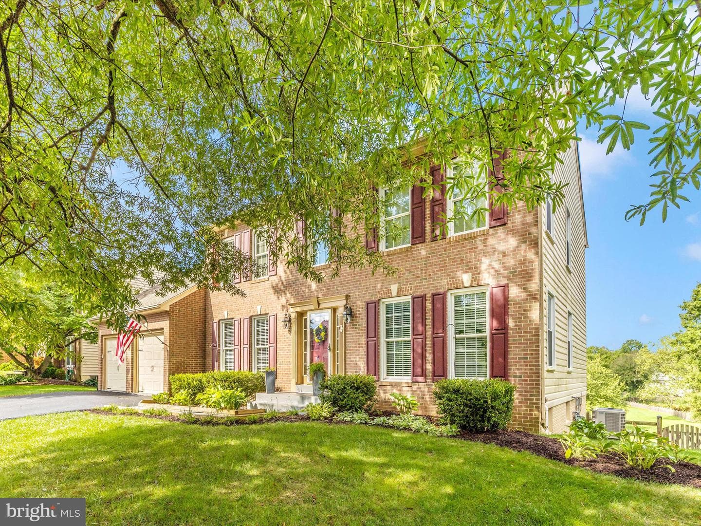 6108 Fieldcrest Drive photo 1
