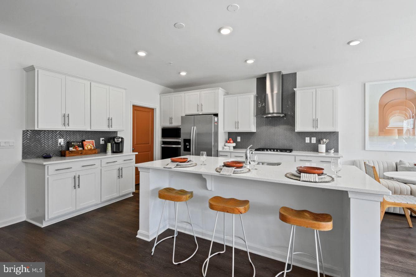 453 Ensemble Way photo 7