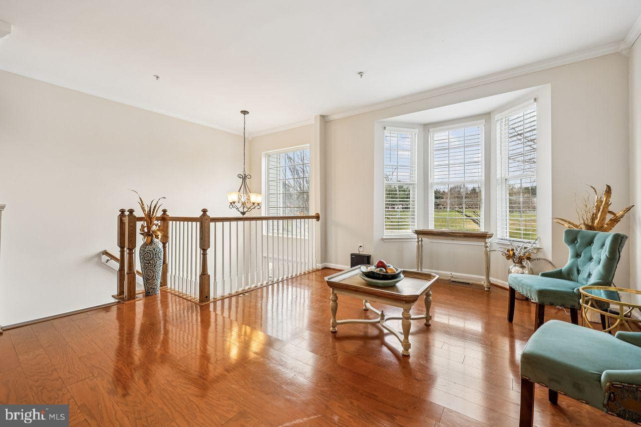111 Harpers Way photo 3