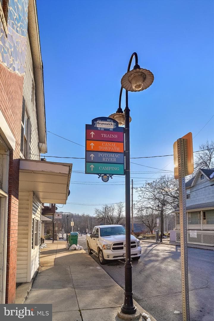 505 Potomac Street photo 26