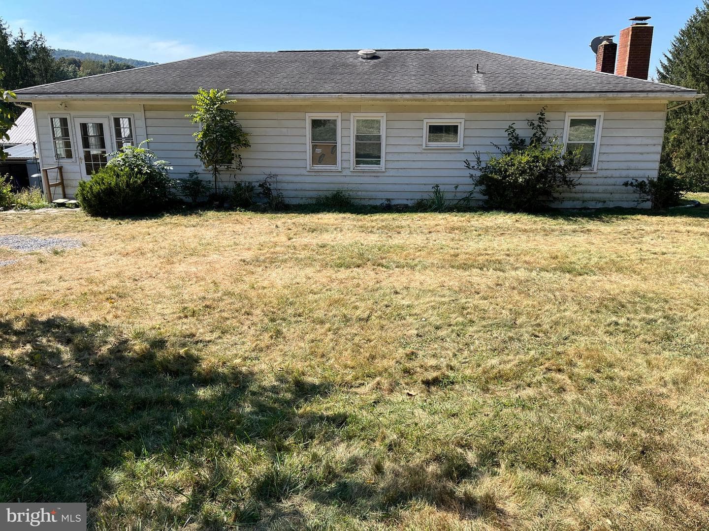 17425 Sunshine Trail photo 2