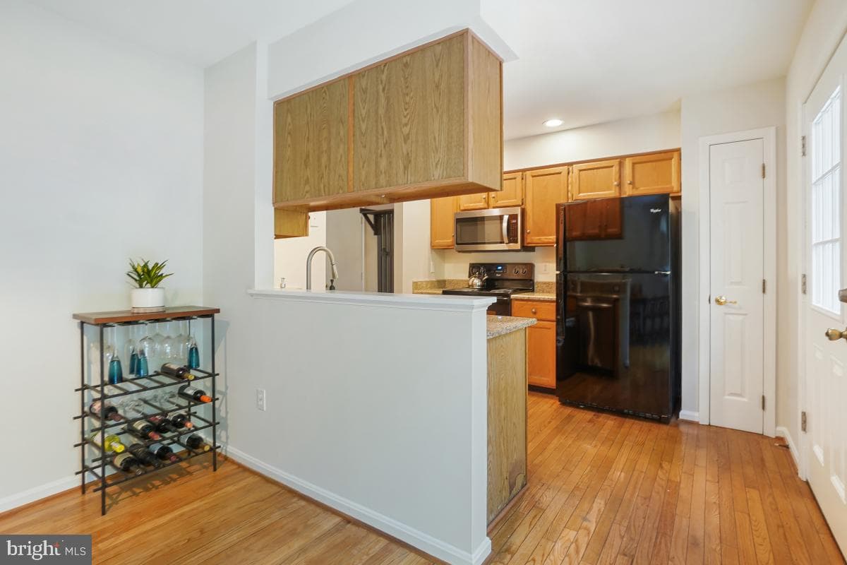 6823 Whistling Swan Way photo 10