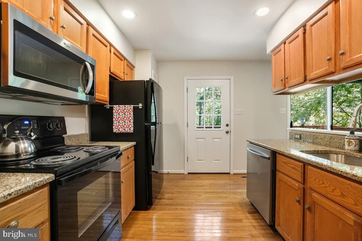 6823 Whistling Swan Way photo 13