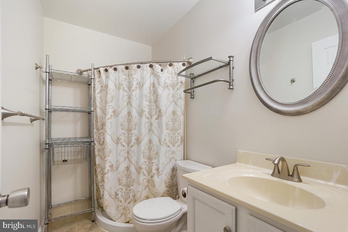 6823 Whistling Swan Way photo 28